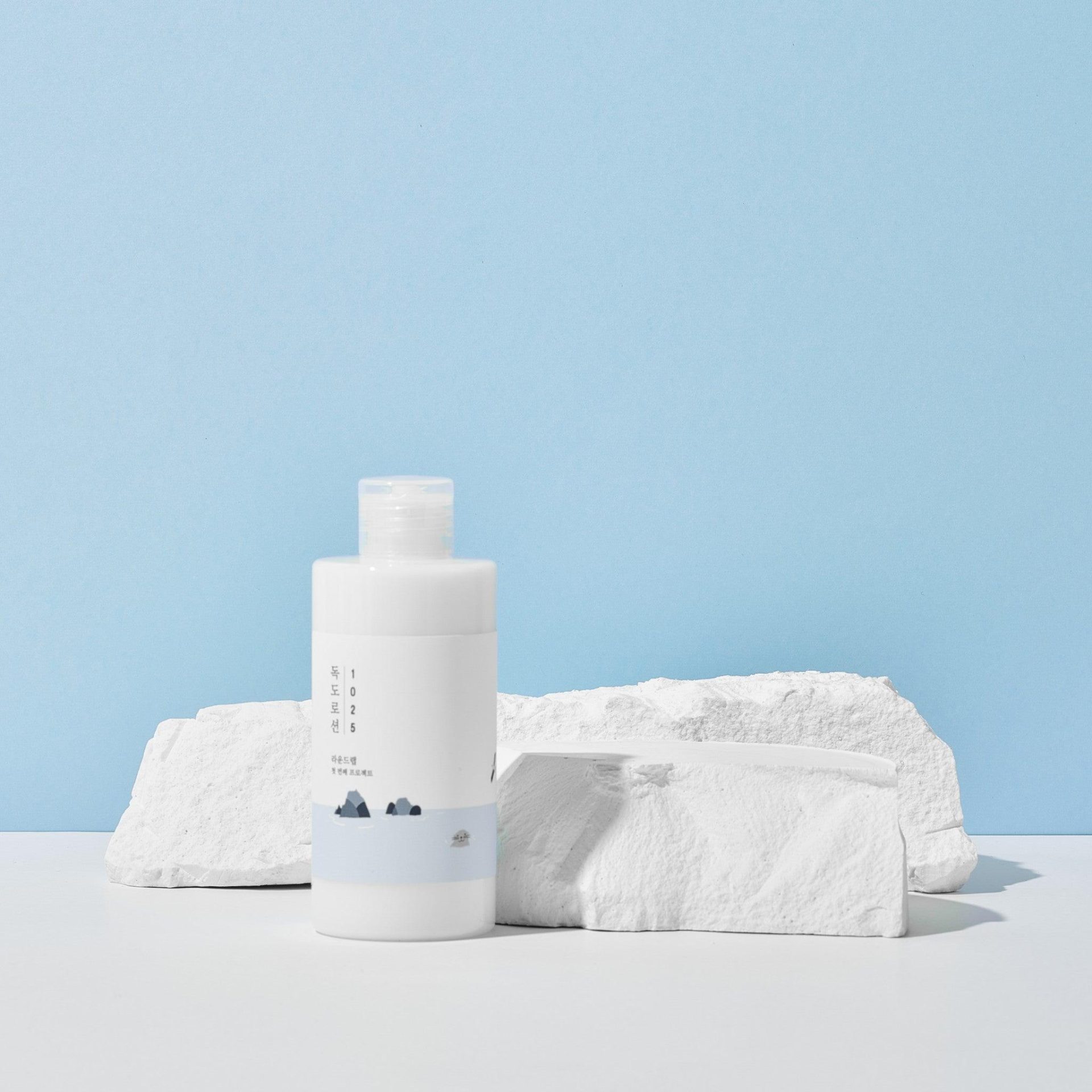 Round Lab - 1025 Dokdo Lotion - Moisturizing Cream with Hyaluronic Acid - 200ml - Image 3