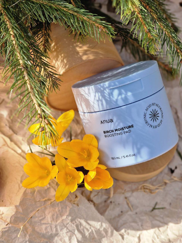 Anua - Birch Moisture Boosting Pad - Moisturizing Petals with Birch Juice - 70pcs/160ml - Image 3