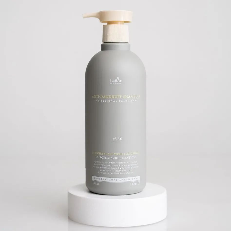 Lador Anti-Dandruff Shampoo for Oily Scalp with Dandruff σαμπουάν κατά της πιτυρίδας 530ml