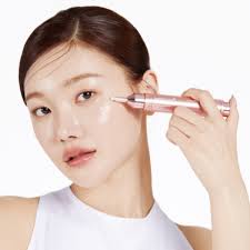 Medicube - Collagen Glow Booster Milk Serum - Moisturizing Face Serum with Collagen - 15ml - Image 3