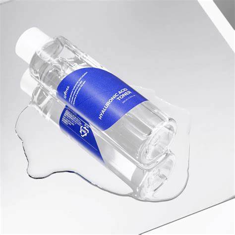 Isntree - Hyaluronic Acid Toner - Hydrating Toner with Hyaluronic Acid - 400ml - Image 3