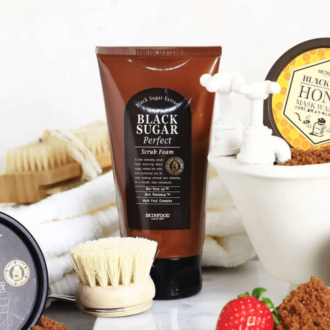 SKINFOOD Black Sugar Perfect Scrub Foam αφρός απολέπισης με κόκκους μαύρης ζάχαρης 180g - Image 2