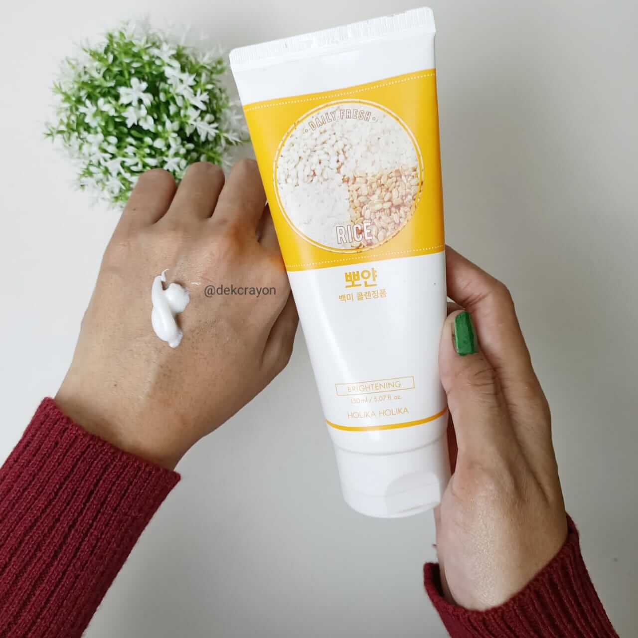 Holika Holika Daily Fresh Rice Cleansing Foam 150ml - Image 2