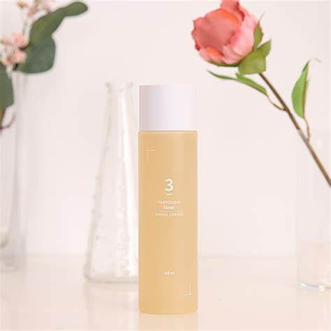 Numbuzin - No.3 - Super Glowing Essence Toner - Illuminating Face Toner - 200ml - Image 3
