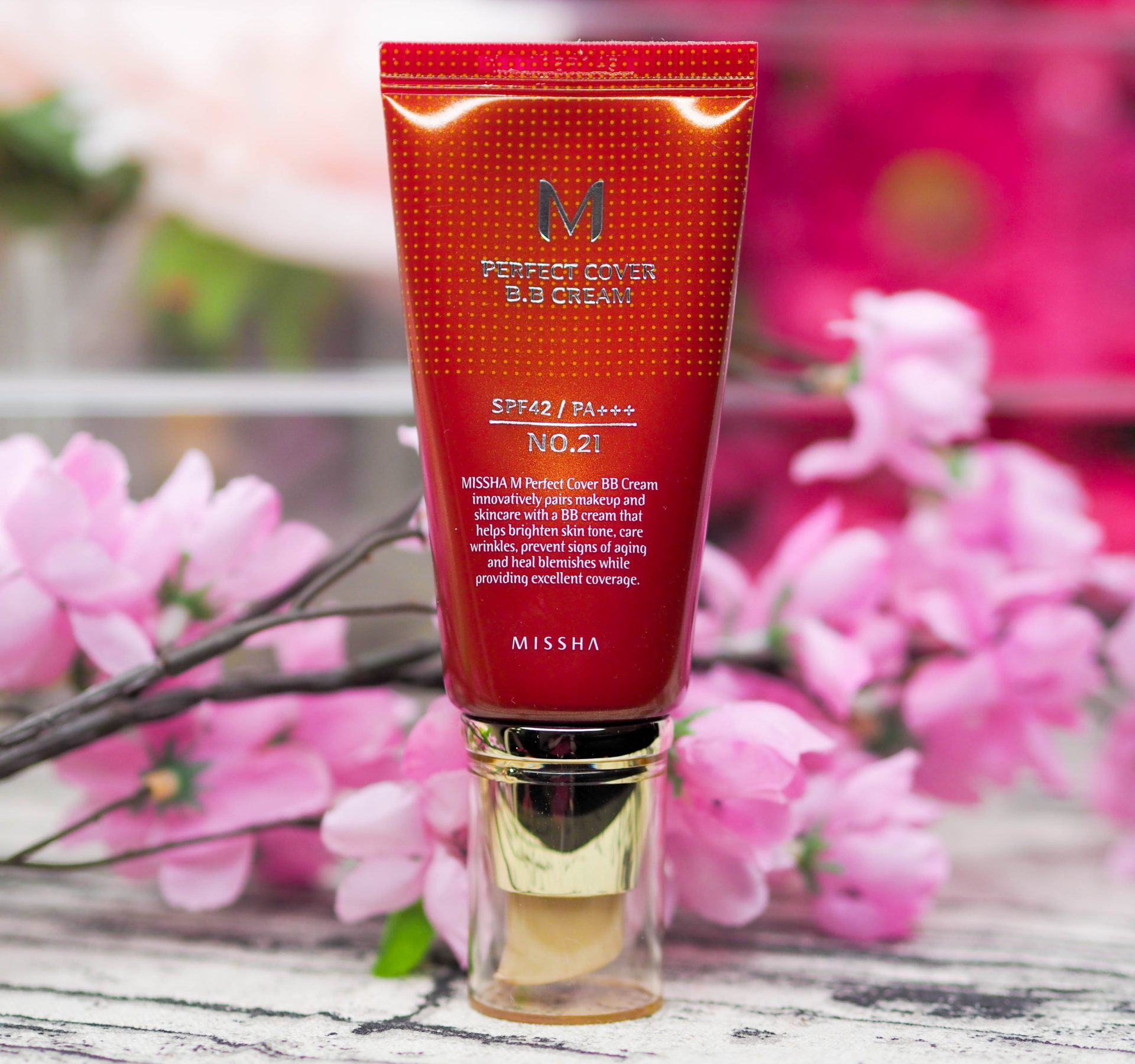 Missha - M Perfect Cover BB Cream SPF42/PA+++ - Covering BB Cream - No.25 Warm Beige - 50ml - Image 4