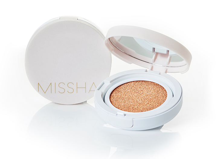 Missha - Magic Cushion Moist Up - SPF50+/PA+++ - Compact Face Primer - #21 Light Beige - 15g