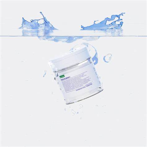 EQQUALBERRY - Swimming Pool Toner Pads - Moisturizing Facial Pads - 70pcs/220ml - Image 2