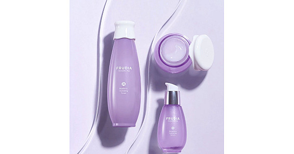 FRUDIA Blueberry Hydrating Toner 245ml - Image 2