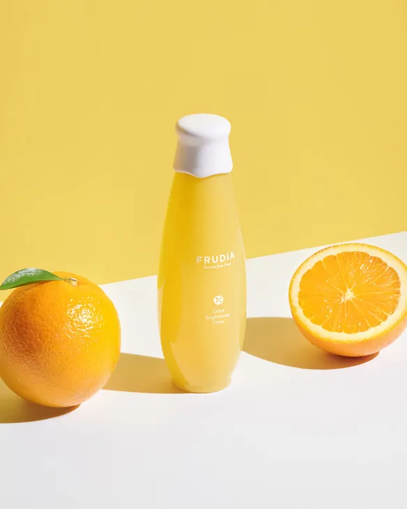 FRUDIA Citrus Brightening Toner 195ml - Image 2