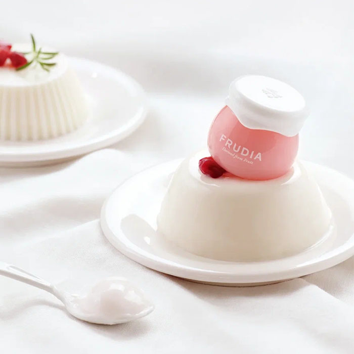 FRUDIA Pomegranate Nutri-Moisturizing Cream Mini 10ml - Image 2