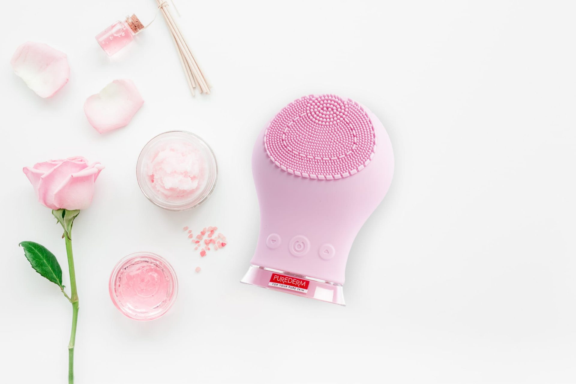 PUREDERM Recharge Silicone Facial Brush PINK, 1 pc - Image 2